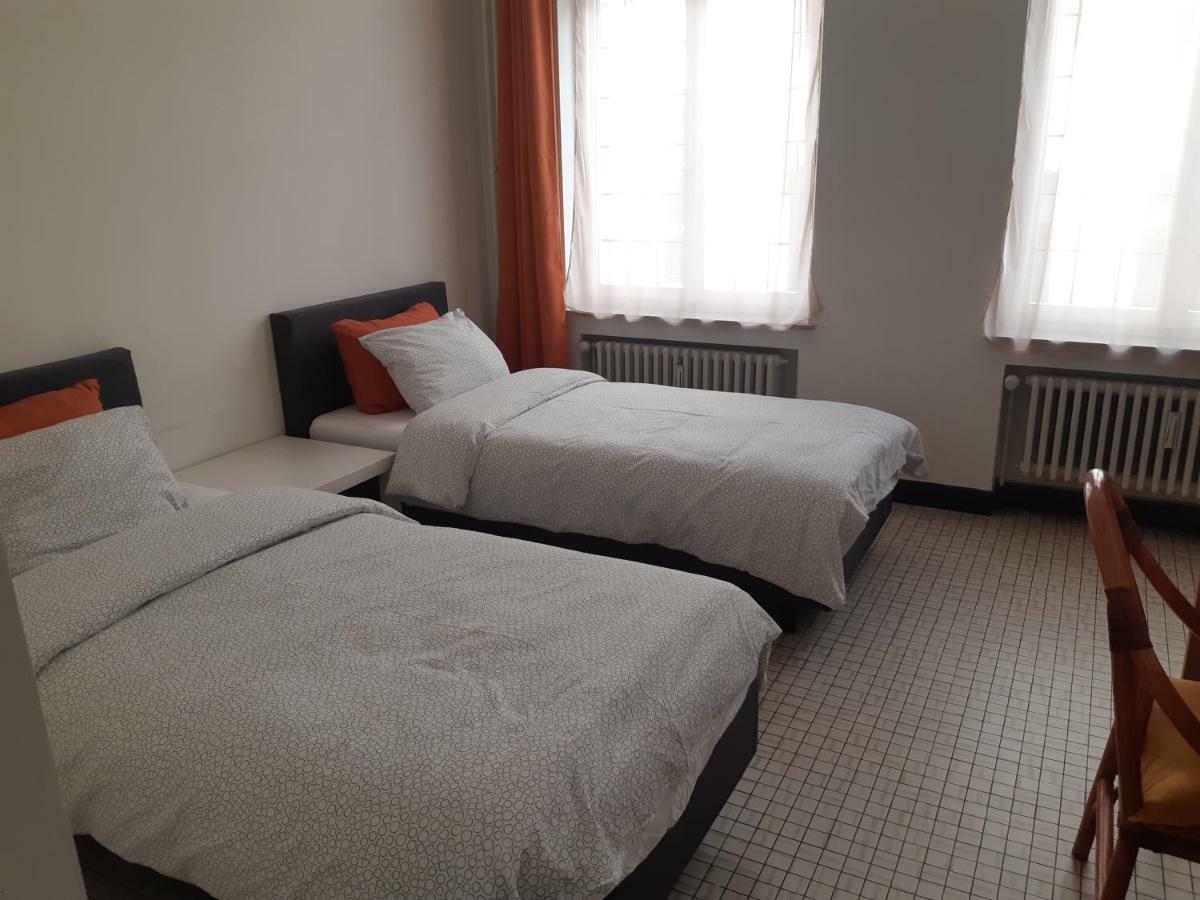 Rentbynight Aparthotel Брюксел Екстериор снимка