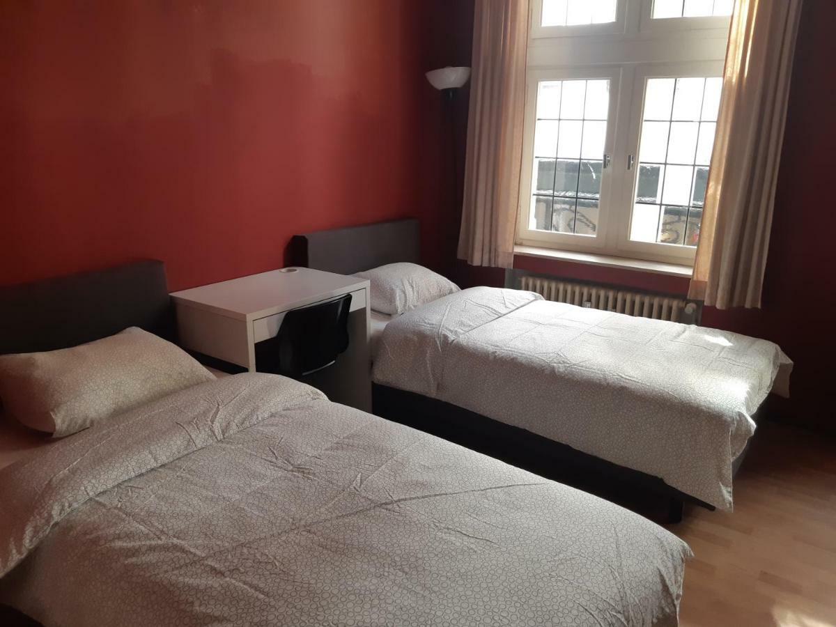 Rentbynight Aparthotel Брюксел Екстериор снимка